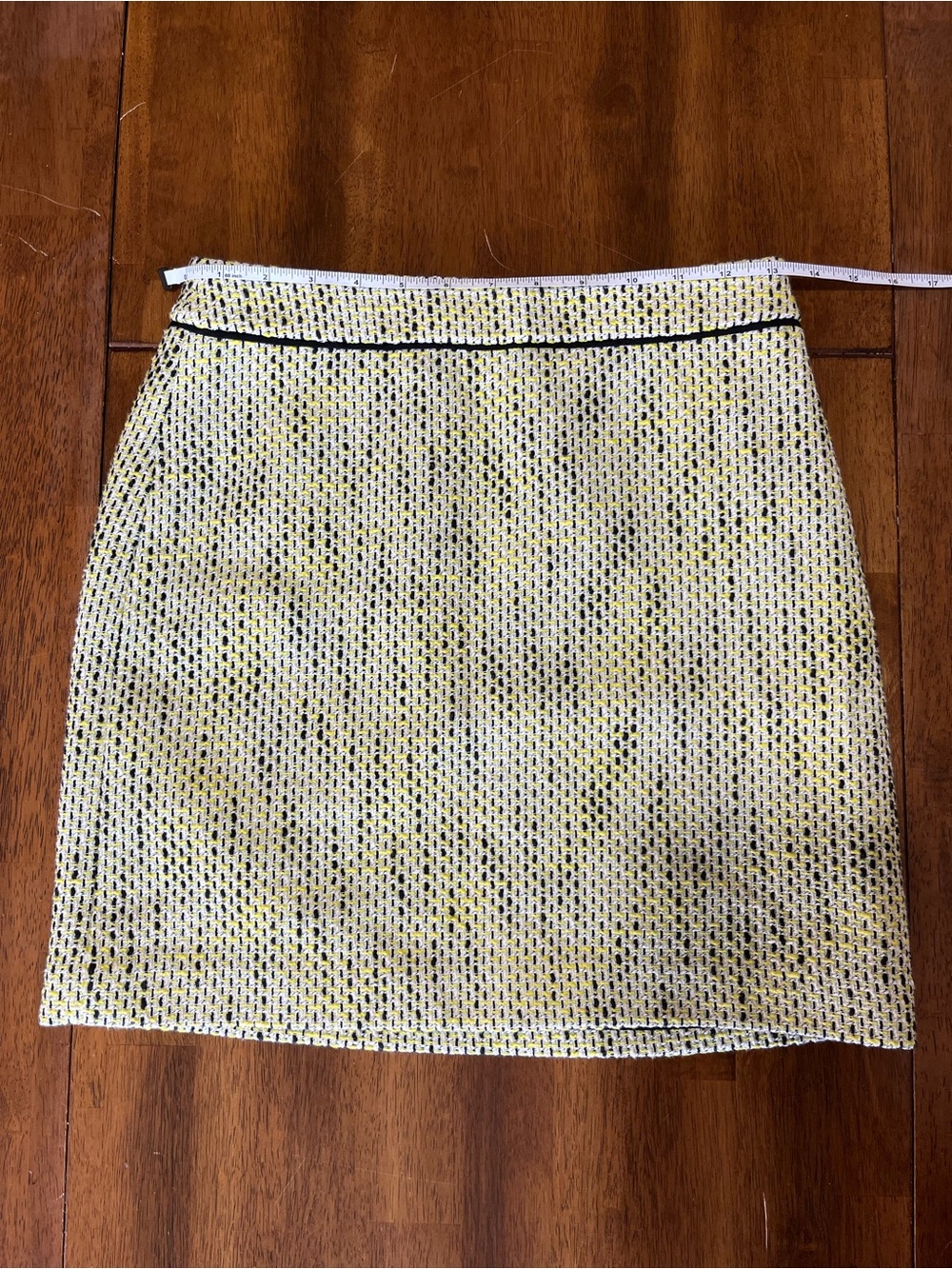 Banana Republic Yellow and Black Mini Skirt - Picture 5 of 8